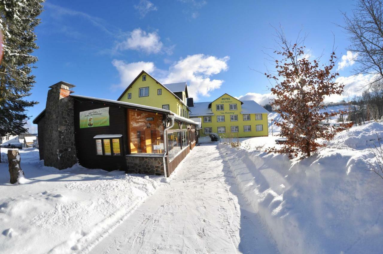 Marschalls Hotel Am Rennsteig Neuhaus am Rennweg Dış mekan fotoğraf